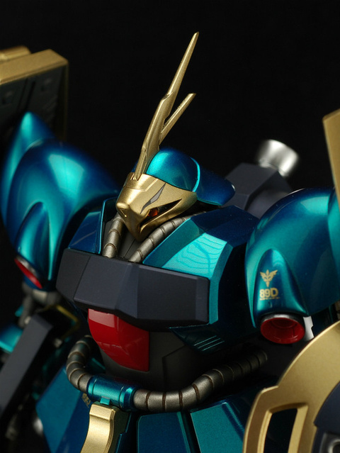 HG ヤクトドーガ　ギュネイ機　全塗装完成品ガンプラ　グラデーションキャンディ HG ヤクトドーガ ギュネイ機 全塗装完成品 ガンプラ