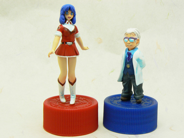 TINAMI - ［モデル］1/35 白亜紀子＆知良野博士（タミヤコミックスより）